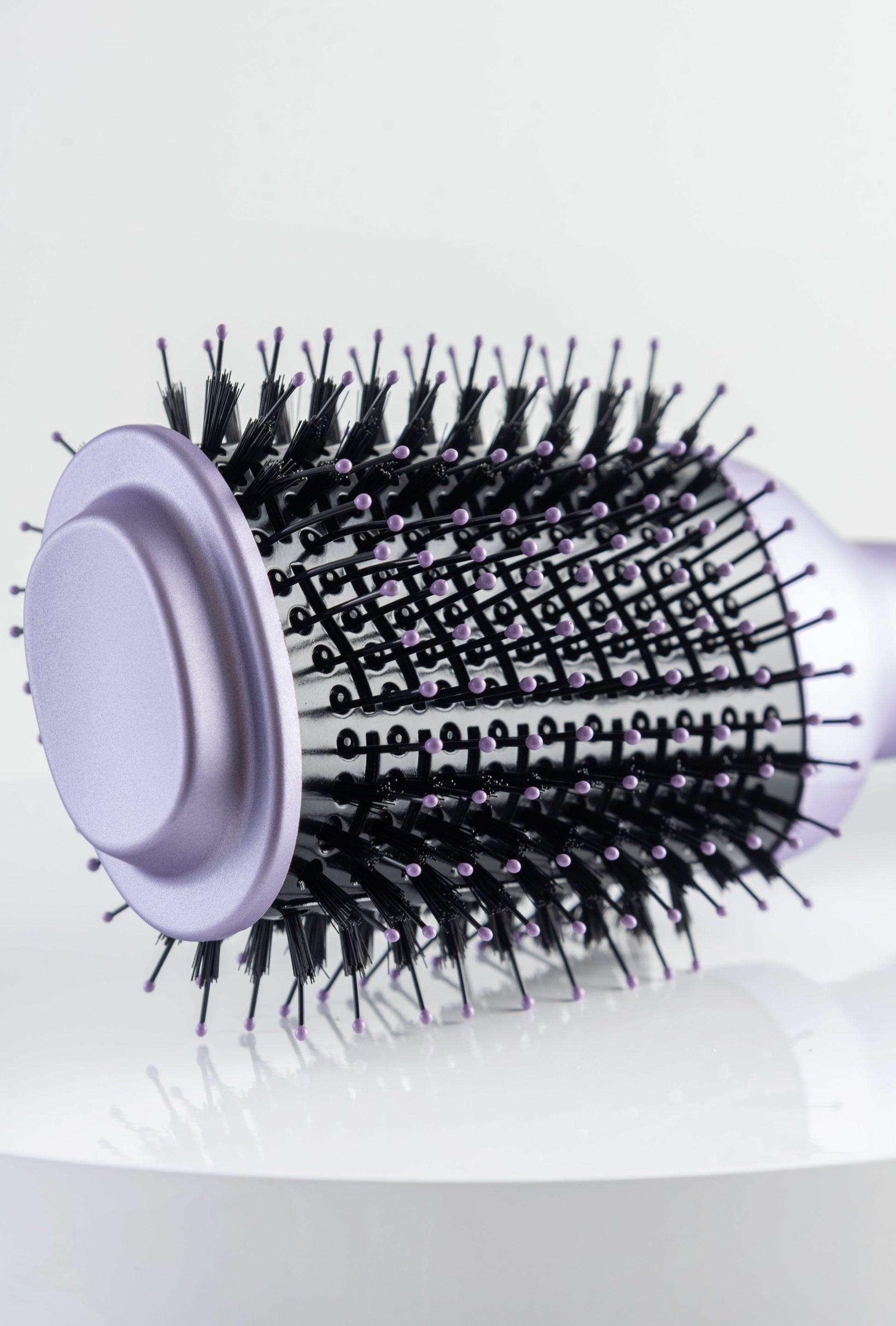 cómo usar un cepillo secador de pelo, en Devanti Beauty te enseñamos